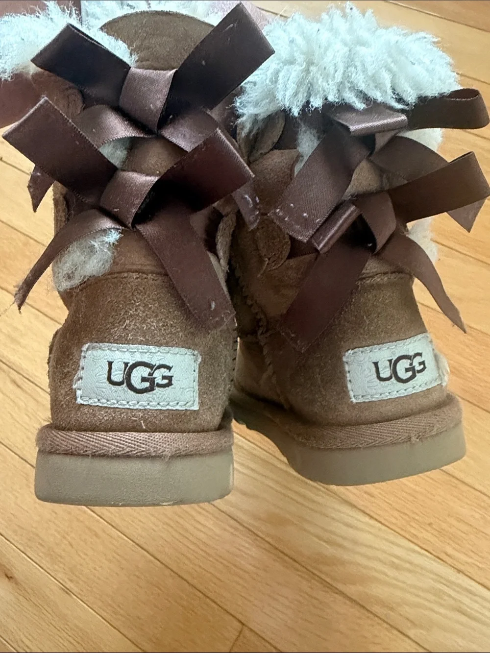 UGG kids Bailey Bow II